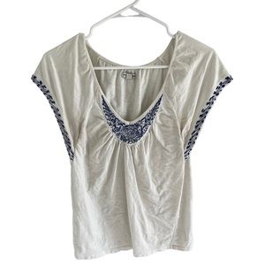 american eagle white shirt size small